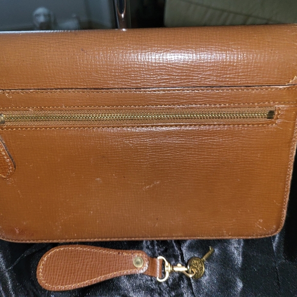 Burberrys Vintage Clutch - Picture 8 of 8